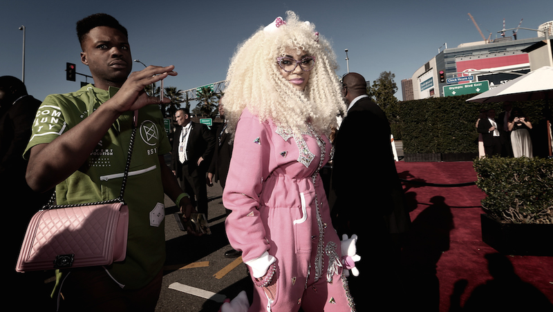 Illustration for article titled Your Complete Guide to All the Looks on the 58th Grammy Awards Red Carpet